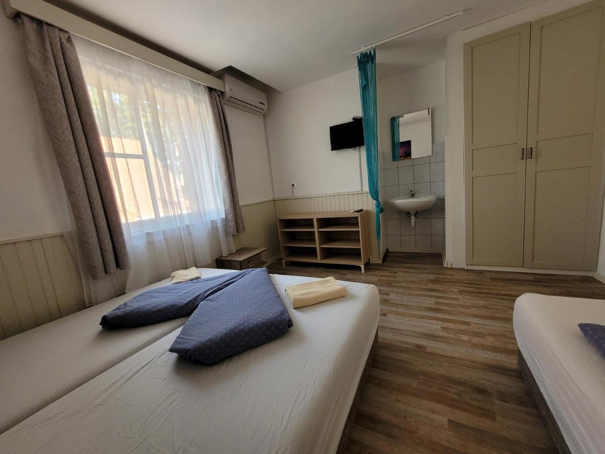 Villa Adele Siofok Luaran gambar
