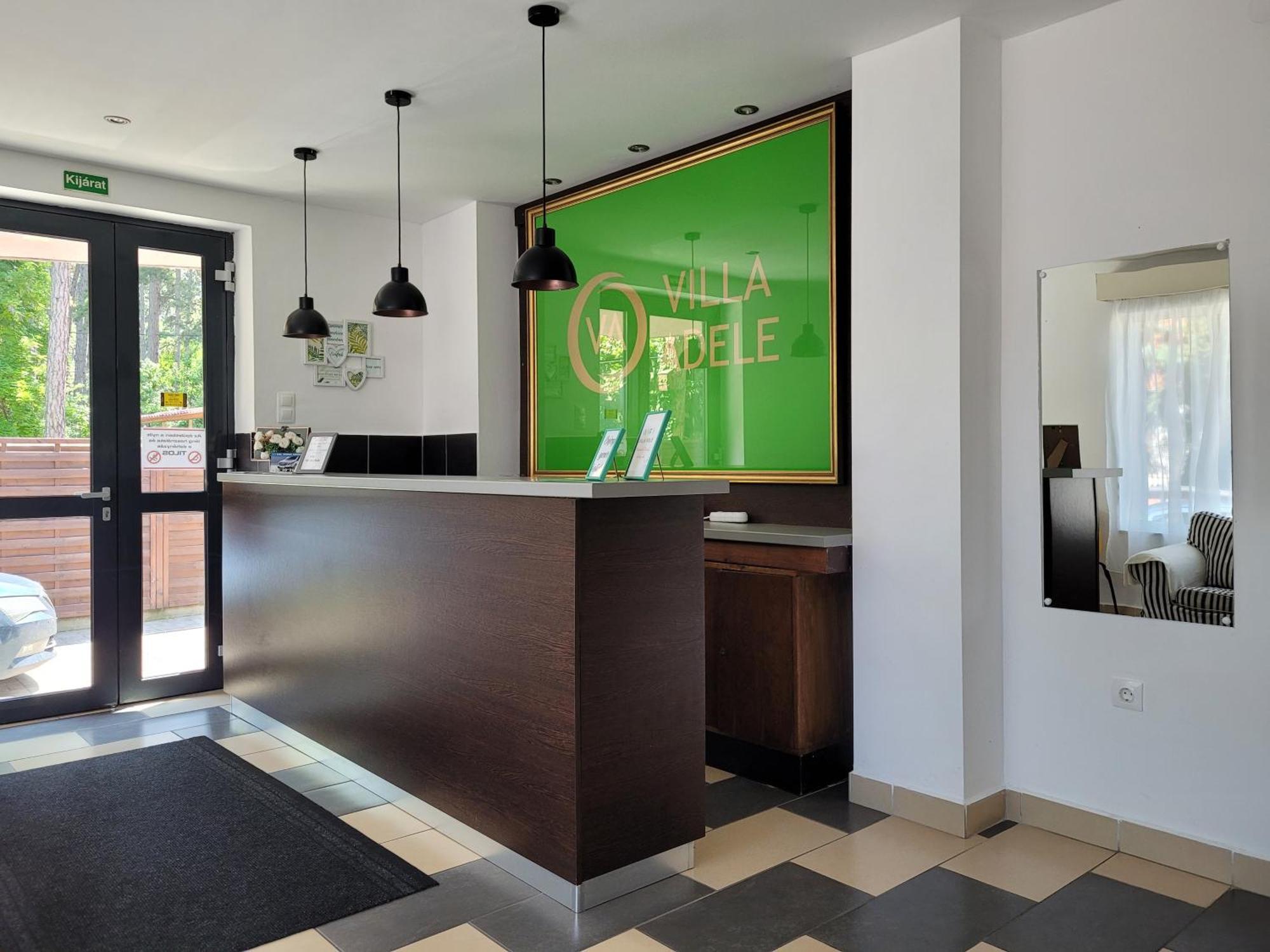Villa Adele Siofok Luaran gambar